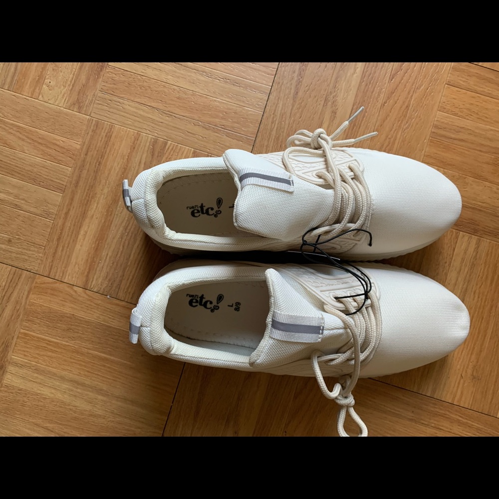 Rue 21 Stylish off white/cream sneakers - Picture 5 of 5
